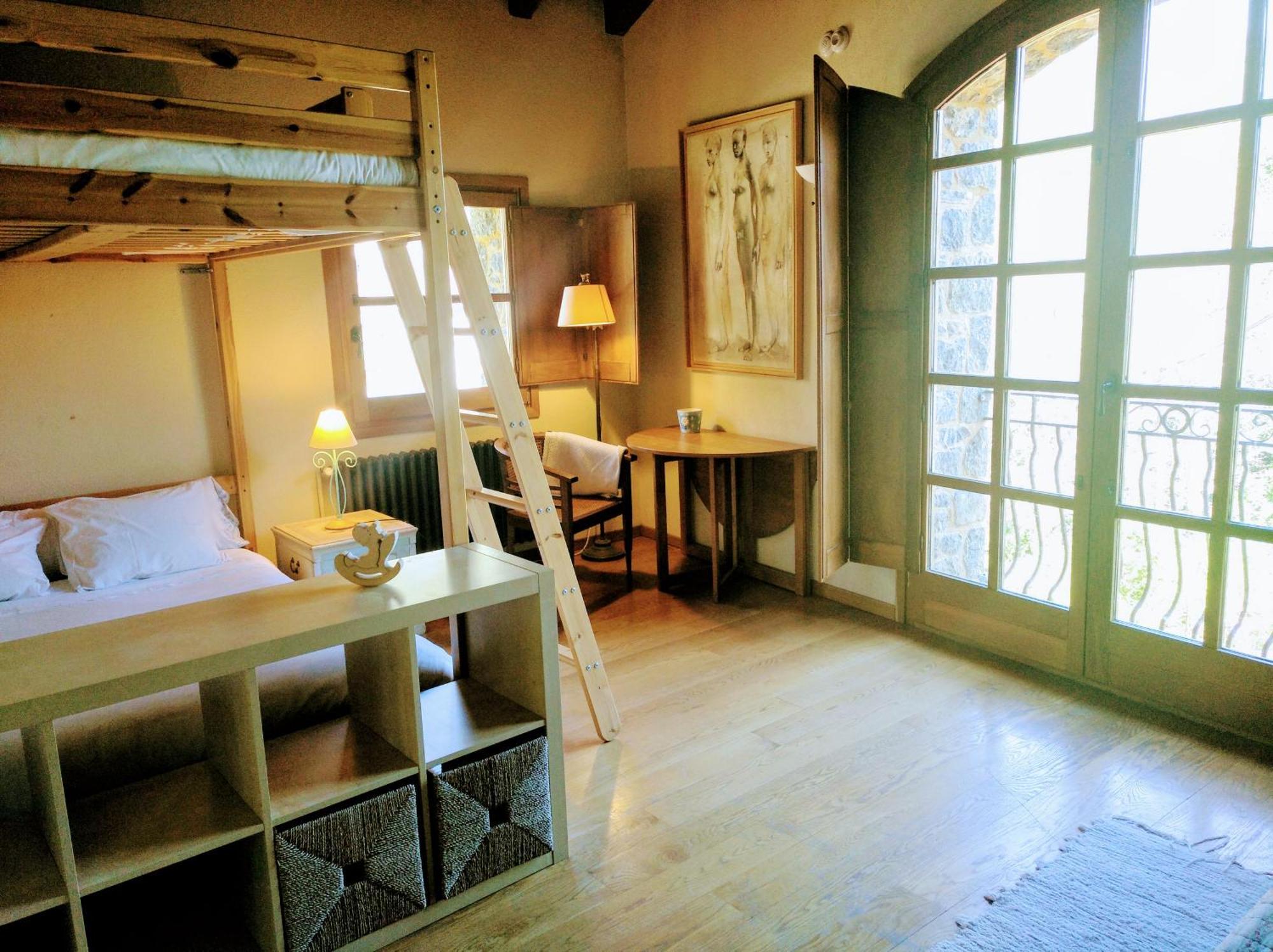 Bed&Breakfast La Cabanya De Beget Bed & Breakfast Room photo